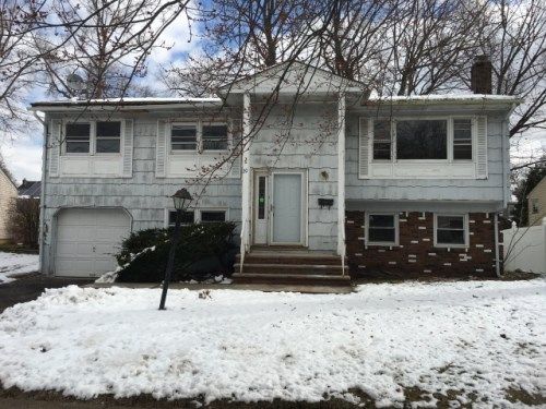 20 Arthur Street, Roselle, NJ 07203