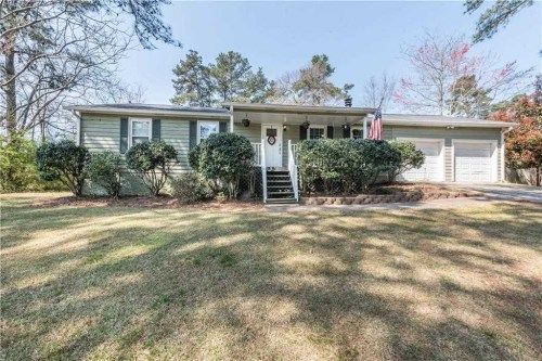 2006 Manassas Dr, Woodstock, GA 30189