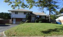 8 Montrose Dr Commack, NY 11725