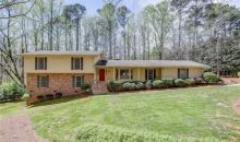 2073 Gunstock Dr Stone Mountain, GA 30087