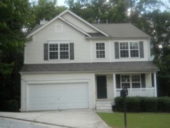 590 Arbor Ridge Dr, Stone Mountain, GA 30087