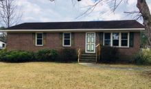 704 Bray St Wallace, NC 28466