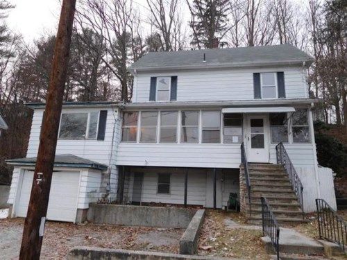 10 KEYES STREET, Belchertown, MA 01007