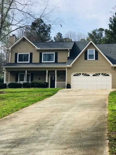 2983 Dogwood Ln, Loganville, GA 30052