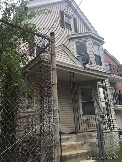 916 Hunterdon St, Newark, NJ 07112