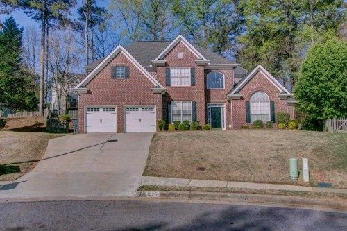 1025 Rowe Oak Circle, Lawrenceville, GA 30043