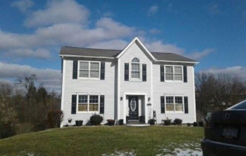 510 Thomas Dr, Uniontown, PA 15401