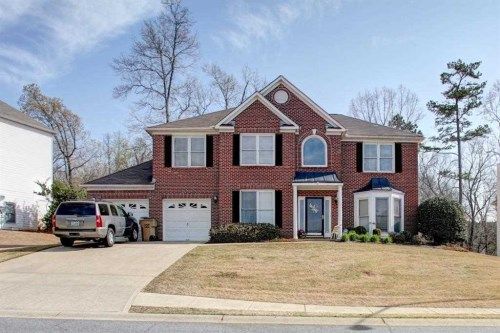 1040 Blankets Creek Dr, Canton, GA 30114