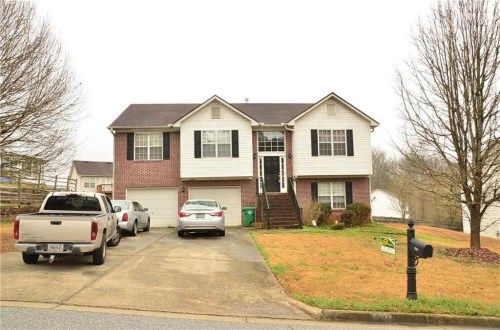 8504 Browns Mill Trace, Lithonia, GA 30038