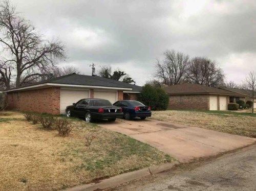 4034 BROOKHOLLOW DR, Abilene, TX 79605