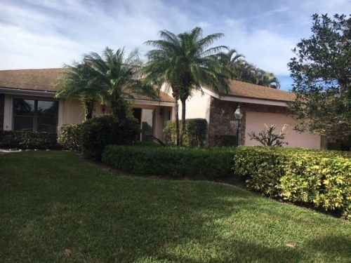 13796 Sand Crane Dr, Palm Beach Gardens, FL 33418