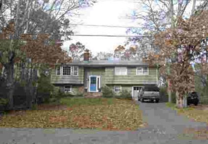 11 N Valley Rd, Sag Harbor, NY 11963