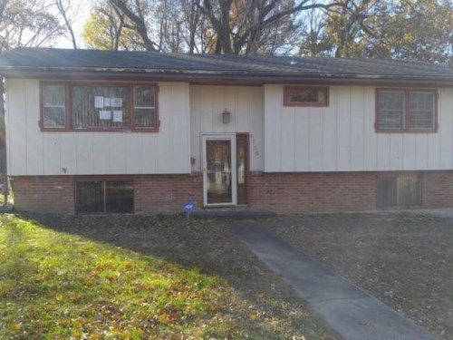 4715 Yecker Ave, Kansas City, KS 66104