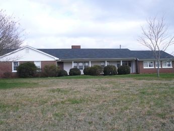 430 Howell Hill Road, Kelso, TN 37348