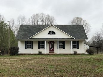 201 Chris Ln, Ramer, TN 38367