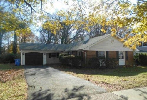 34 Buttonbush Ln, Willingboro, NJ 08046