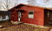 703 1/2 Washington St Doniphan, MO 63935