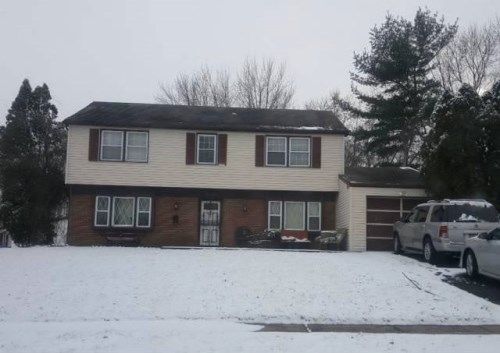 1 Hadley Ln, Willingboro, NJ 08046