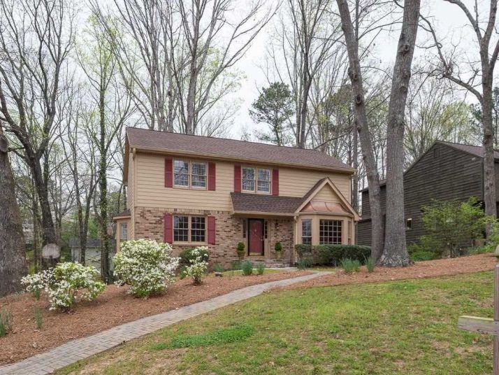 225 Spring Ridge Dr, Roswell, GA 30076