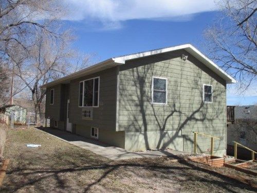 2328 Lincoln Ave, Hot Springs, SD 57747