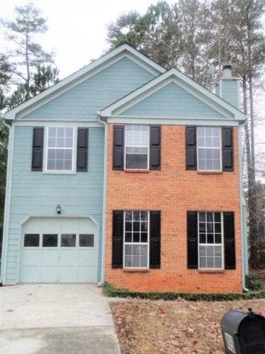 805 Ashley Ln, Stone Mountain, GA 30087