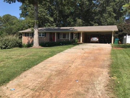 1709 Pounds Rd, Stone Mountain, GA 30087