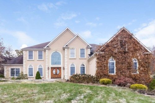 7 Baldwin Dew Ct, Sparta, NJ 07871