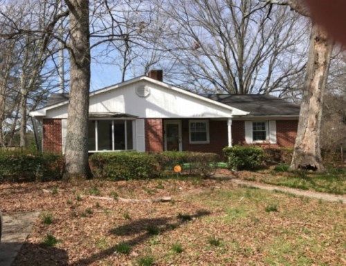 2712 Kilkare Ave, Winston Salem, NC 27105