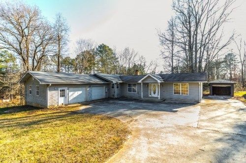 54 Guthrie Ln, Ringgold, GA 30736