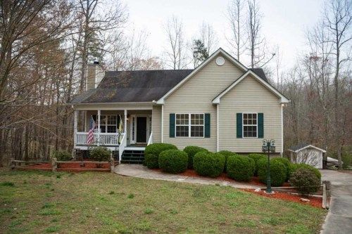 637 Spring Ridge Dr, Dawsonville, GA 30534