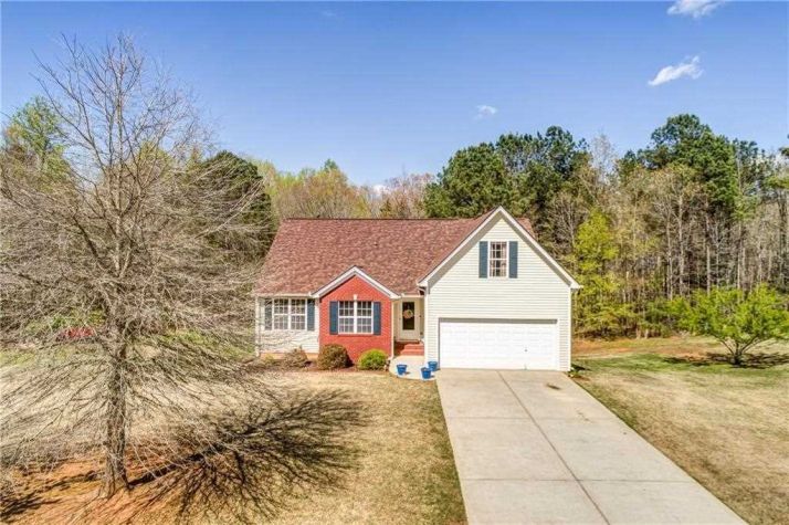 5503 Amber Cove Way, Flowery Branch, GA 30542