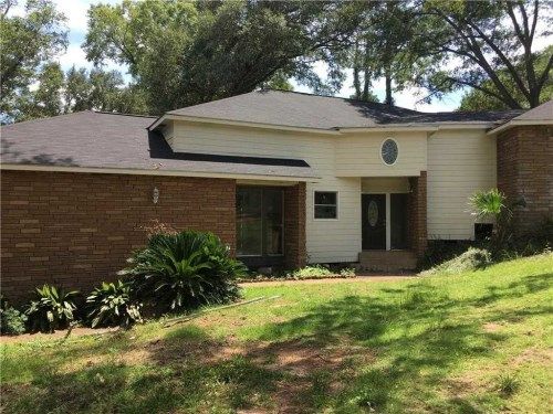 1606 Whispering Pine, Albany, GA 31707