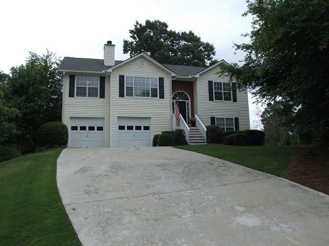 939 Sugar Crossing Ln, Buford, GA 30518