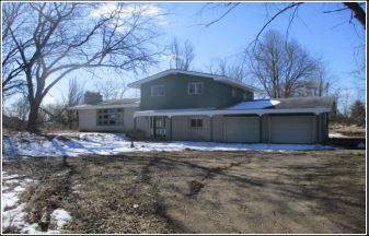 5400 E Dennis Rd, Fowlerville, MI 48836