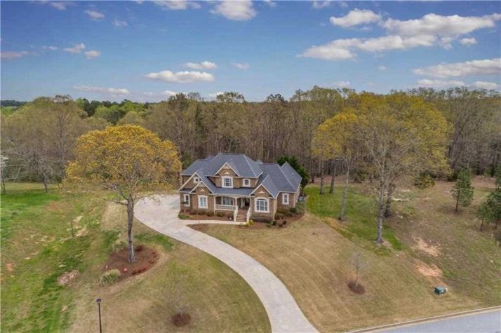 1021 Country Ln, Loganville, GA 30052