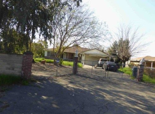 8970 Caselman Rd, Sacramento, CA 95829