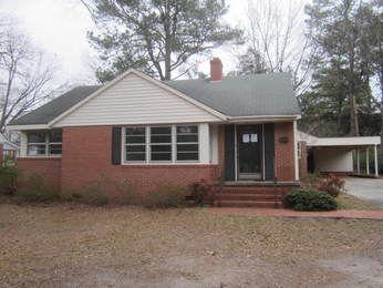 404 East Noble St, Louisburg, NC 27549