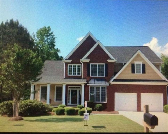 245 Valleyside Dr, Dallas, GA 30157