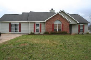 1401 Douglas Street, Opelika, AL 36801