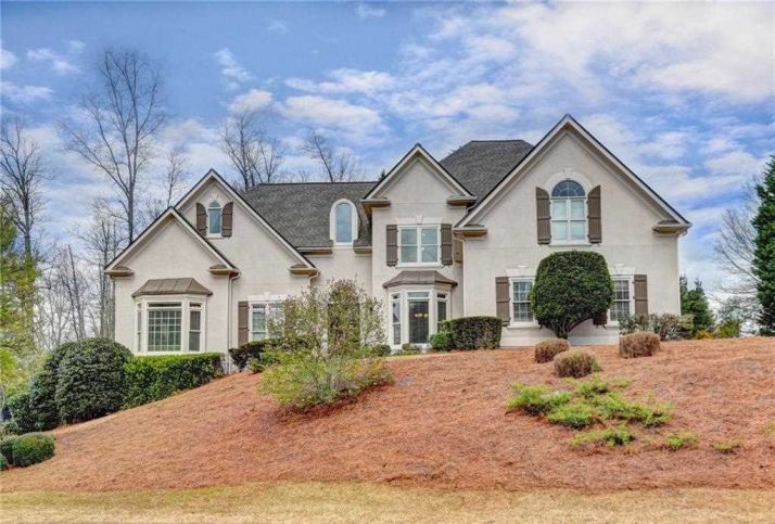 6215 Clifton Circle, Suwanee, GA 30024