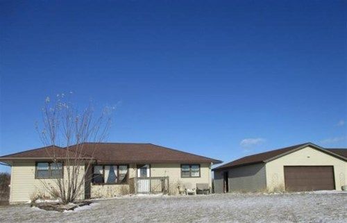 602 DUTTON DRIVE, Ellendale, MN 56026