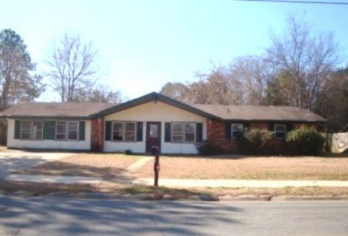 407 Greenbriar Rd, Warner Robins, GA 31093