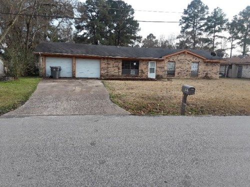 2204 Moffett Rd, Lufkin, TX 75901