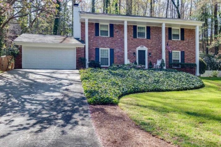 265 Lamplighter Ln, Marietta, GA 30067