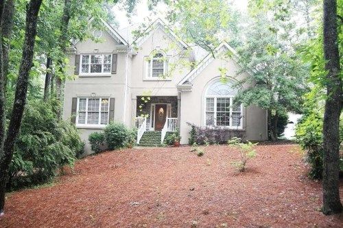 2010 Henderson Heights Trl, Alpharetta, GA 30004