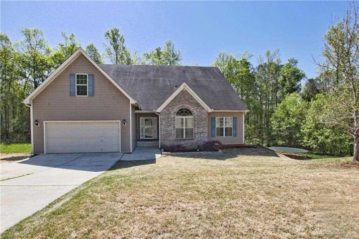 277 Laurel Oaks Ln, Jefferson, GA 30549