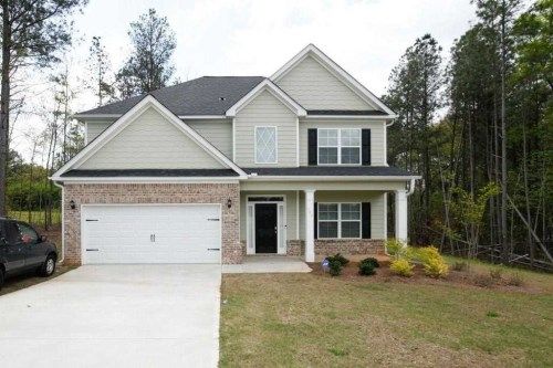 109 Clear Springs Dr, Jackson, GA 30233