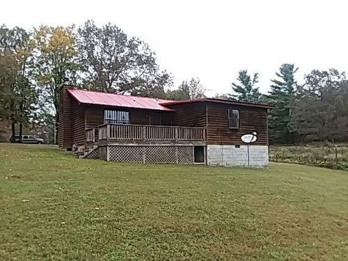 814 Christenson Rd, Deer Lodge, TN 37726