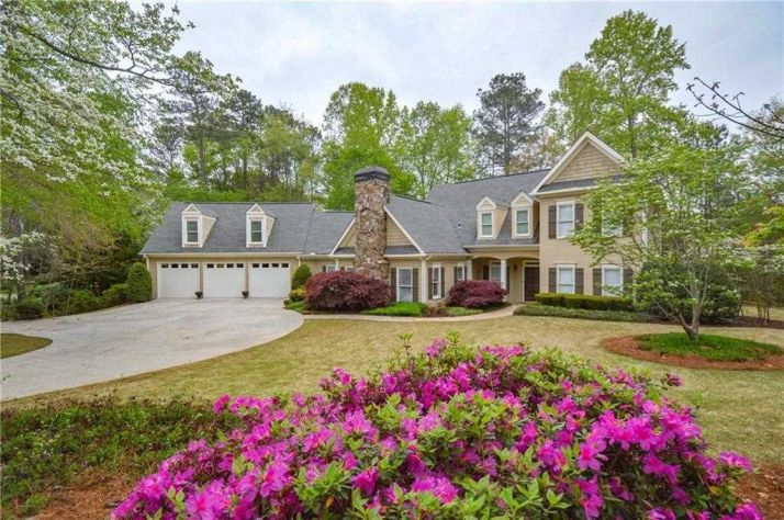 2070 Henderson Heights Trl, Alpharetta, GA 30004