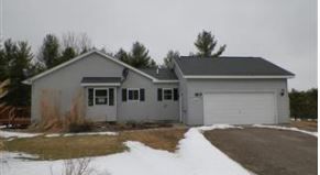 1124 Joanne Dr, Cheboygan, MI 49721